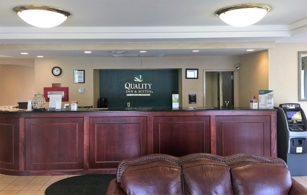 Quality Inn & Suites Danville Exterior photo